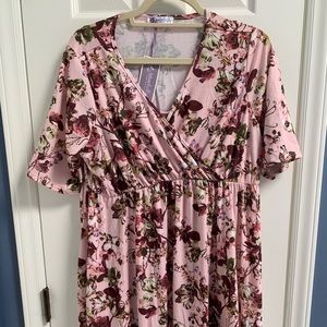 SOLD NWT BlueBelle Maternity Floral Dress size 12
